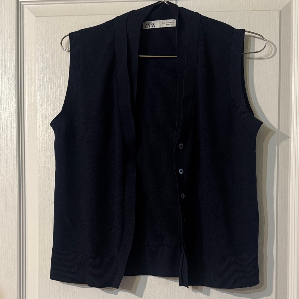 Zara Navy Sleeveless Buttoned Knit Vest
